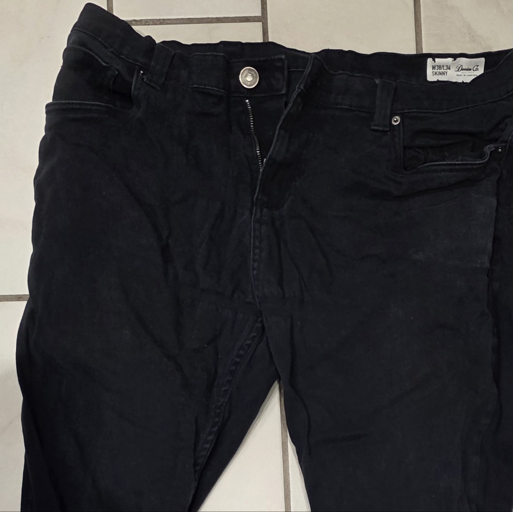 Black Skinny Jeans